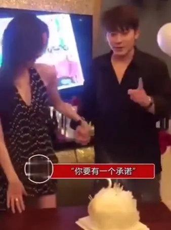 网红爆料陈翔视频播放下载,网红爆料背后真相揭秘